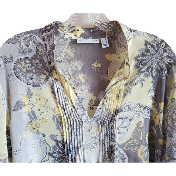 SUSAN GRAVER Women's L Tunic Blouse Semi Sheer Yellow Gray Pintuck Pleats 44" - Picture 2 of 7